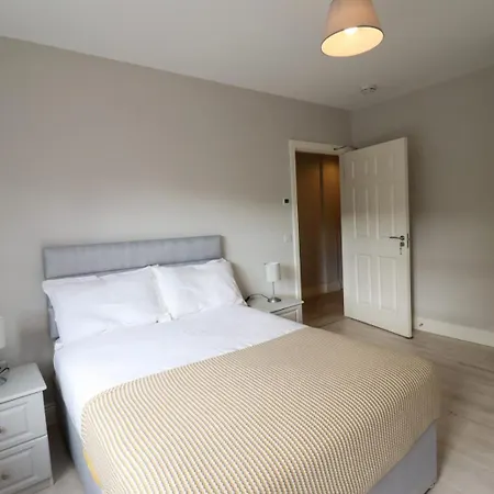 Apartment Inviting 2-bed In